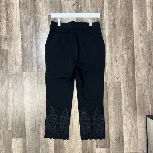 Ella Rafaella Black Crop Pants Size M Ornamental Embroidery Comfort Stretch Fit - Picture 4 of 7